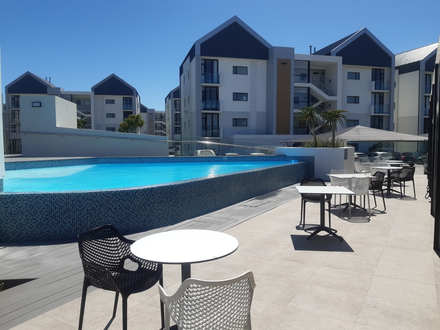 2 Bedroom Property for Sale in Summerstrand Eastern Cape